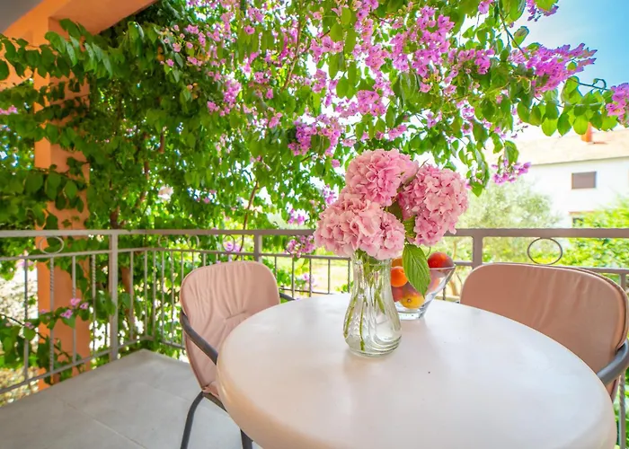 House Of Mile ゲストハウス